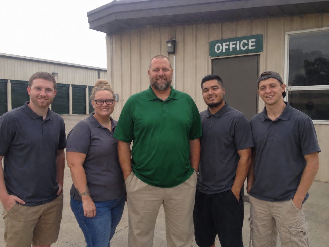 Pest control professionals in Azusa, CA